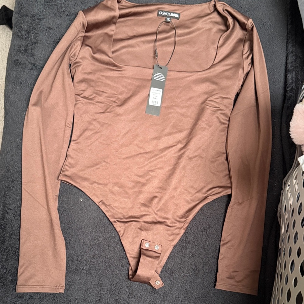 Fashion Nova Chocolate Long Sleeve Bodysuit